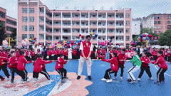 “我们但愿点燃每一个孩子心中的好